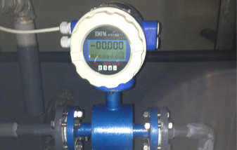 漿液型電磁流量計現場安裝使用圖